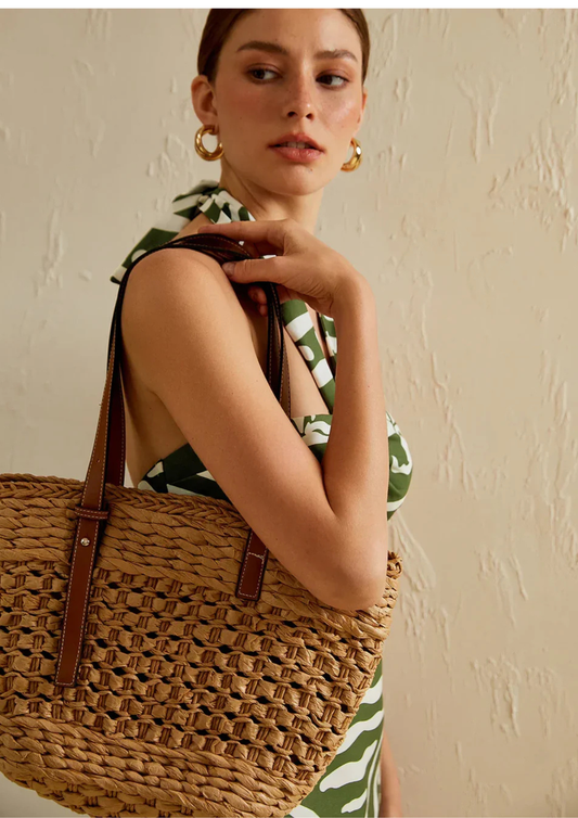 Carla – Bolso Tote Trenzado Natural
